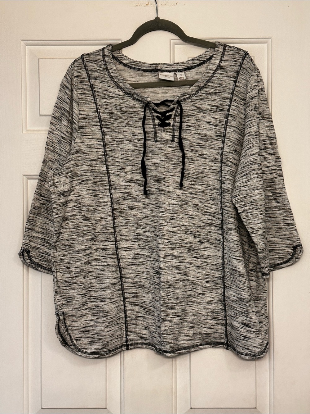 Chico's Gray Tunic Top with Black Accents